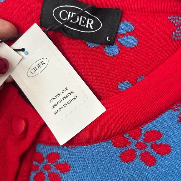 Cider Women’s Red Blue Mushroom & Floral Cardigan NWT Sz Large - Picture 4 of 7